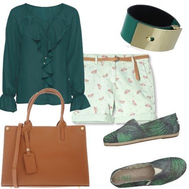 Outfit Camicia e bermuda