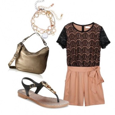 Outfit Jumpsuit con pizzo
