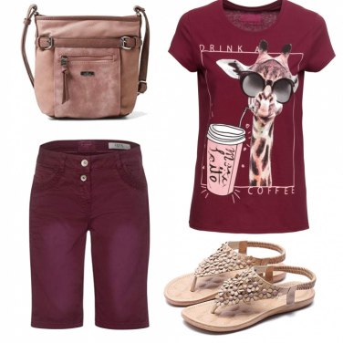 Outfit Camiseta Rojo Con diseños Mujer: 1 Outfit Mujer | Bantoa