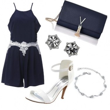 Outfit Blue and White