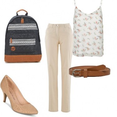 Outfit In ufficio con lo zaino