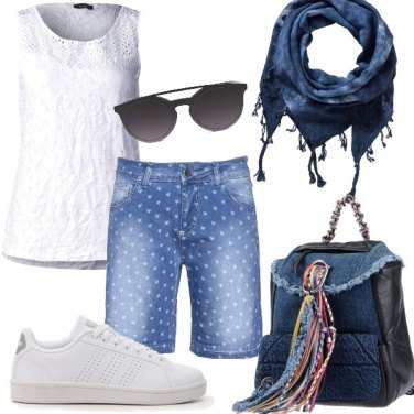 Outfit Zainetto e sneakers