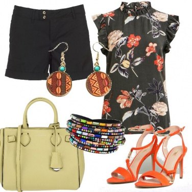 Outfit Accessori colorati