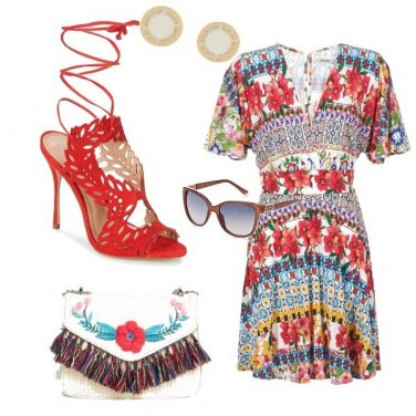 Outfit Etno rouge
