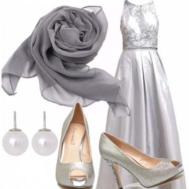 Outfit Matrimonio 1/3 la sposa in grigio
