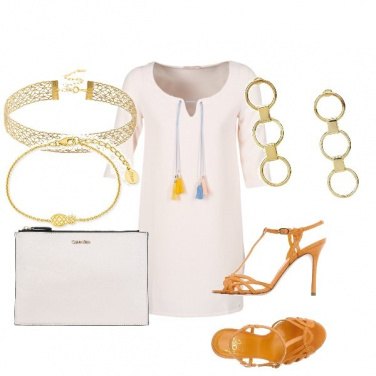 Outfit Vestito con nappe
