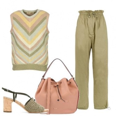 Outfit In verde e rosa