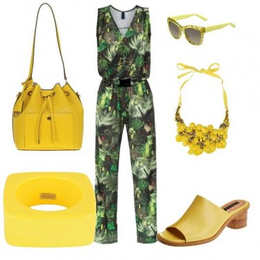 Outfit Tutta tropicale con accessori gialli