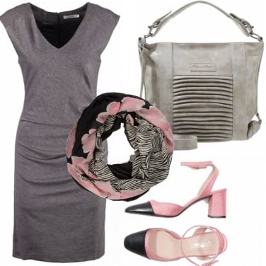 Outfit Miss grey & pink