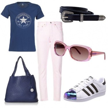 Outfit Jeans e occhiali rosa