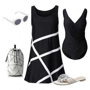 Outfit diva on the beach