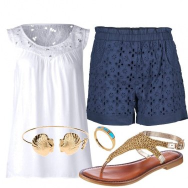 Outfit Ricami e trafori