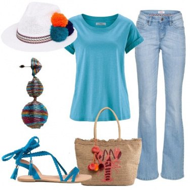 Outfit Cappello e pon pon