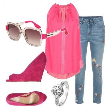 Outfit Fashion in fucsia
