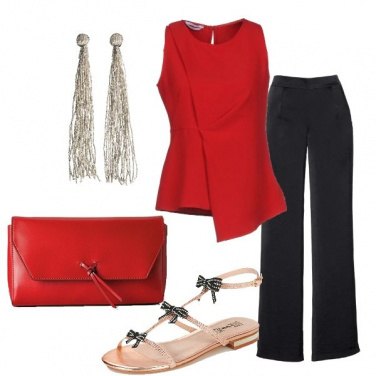 Outfit Rosso e nero e sandalo gioiello