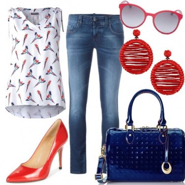 Outfit Vernice rossa e blu