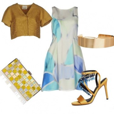 Outfit Donna a pera invitata ad una cerimonia