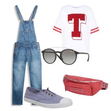 Outfit Salopette e marsupio