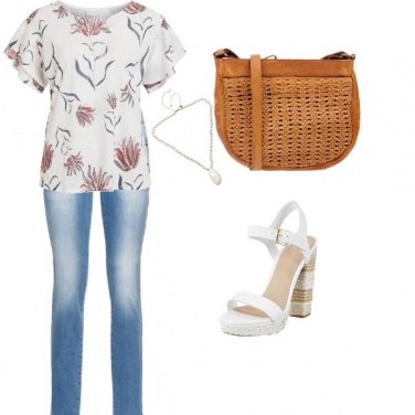 Outfit Look indipendente