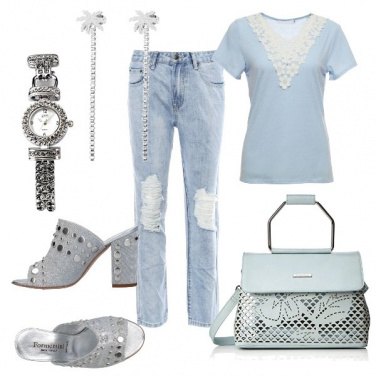Outfit Sabot, jeans e orologio gioiello