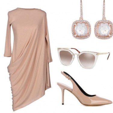 Outfit Nude color