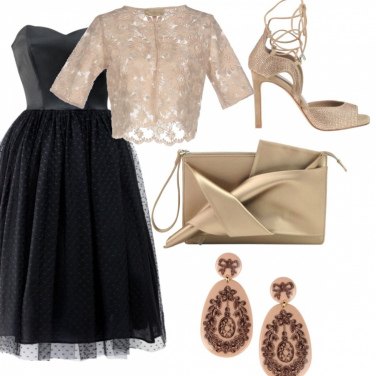 Outfit Cerimonia dorata......