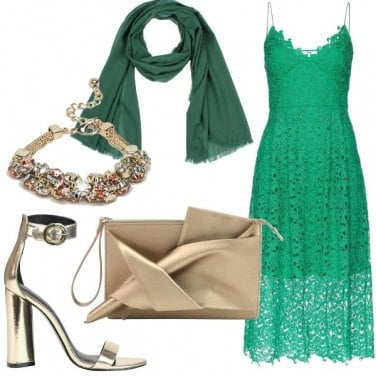 Outfit Adito midi in pizzo e accessori gioiello