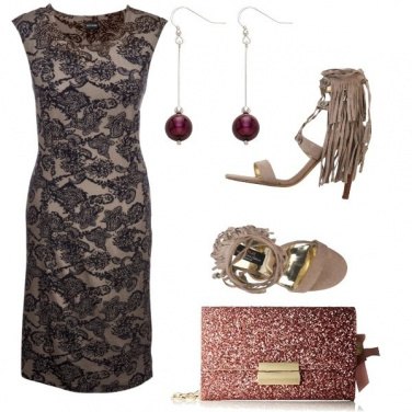 Outfit Abito di pizzo
