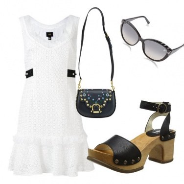 Outfit Zoccoli e occhiali fashion