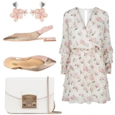 Outfit Delicato chiffon floreale