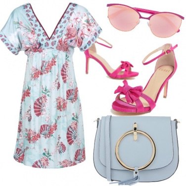 Outfit Magenta ed azzurro polvere