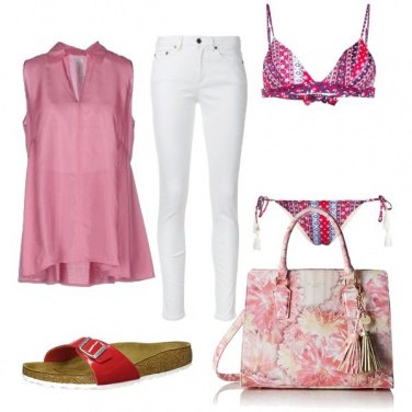 Outfit CMPS Stasera ci scappa il bagnetto