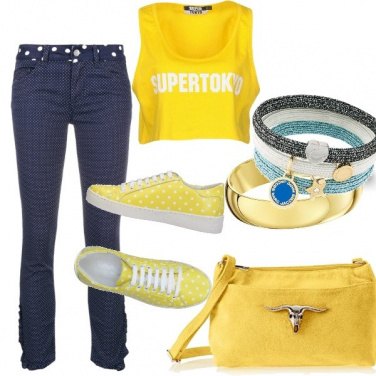 Outfit Giallo giovane e casual