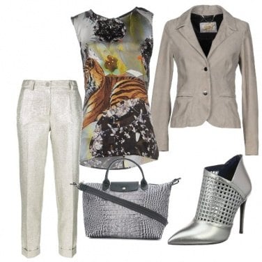 Outfit Tiger woman