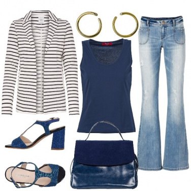 Outfit Sandali e jeans