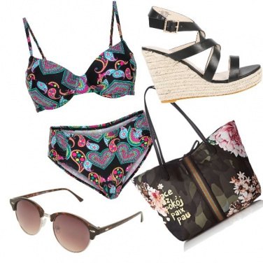Outfit Secondo al mare
