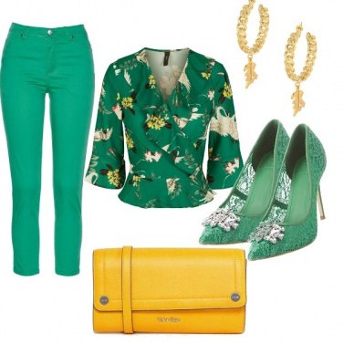 Outfit Smeraldo e zafferano