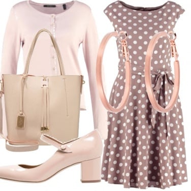 Outfit A pois.