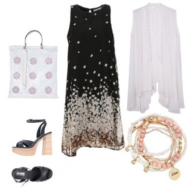 Outfit Vestito floreale e romantico