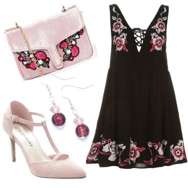 Outfit Rose romantiche