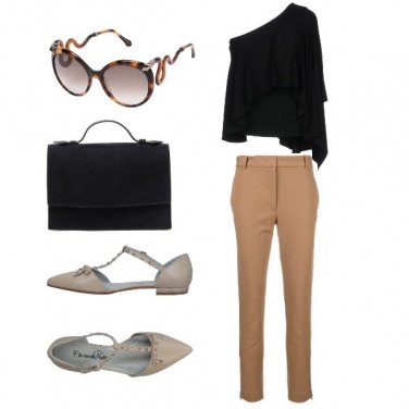 Outfit Top asimmetrico