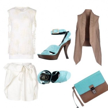 Outfit Turchese in the sea