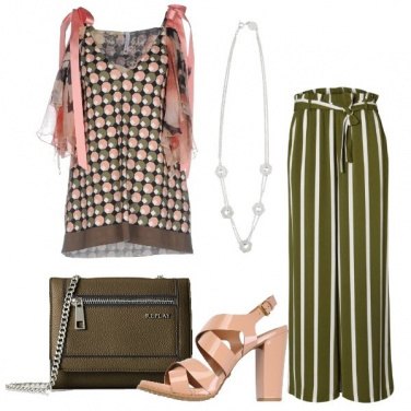 Outfit Mix and match in verde e rosa