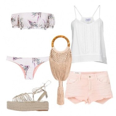 Outfit Stile bohémien in spiaggia