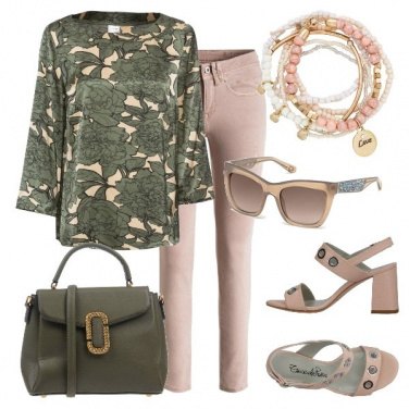 Outfit Verde e rosa