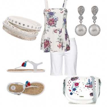 Outfit Shorts in bianco