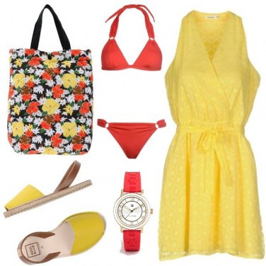 Outfit Giallo colore estate 2018. Mare