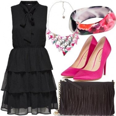 Outfit Nero e magenta