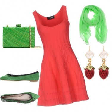 Outfit Tubino rosso apericena