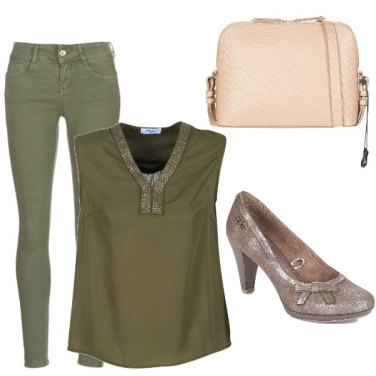 Outfit C’era una volta...la femminilità